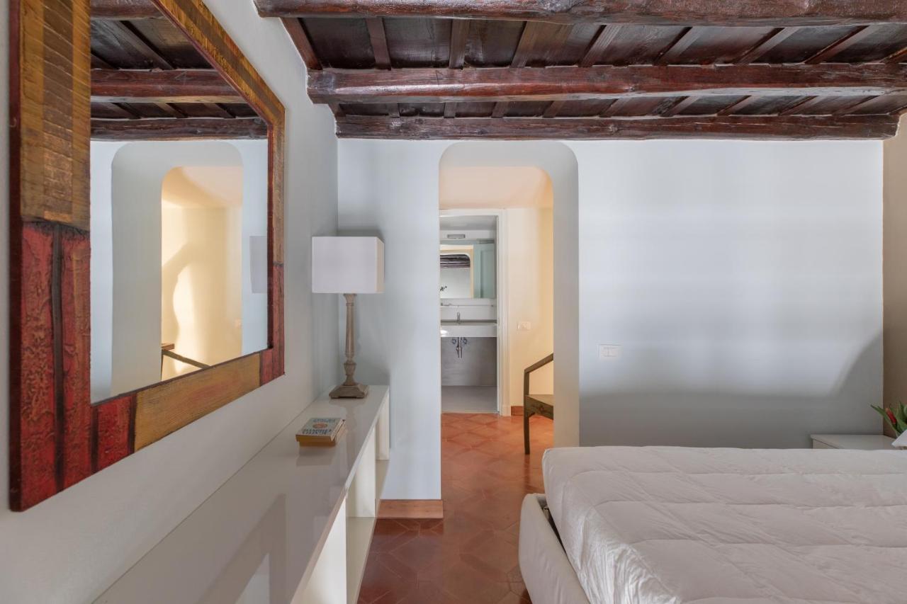 Iflat Pantheon Historic Two-Story Apartment Rome Buitenkant foto