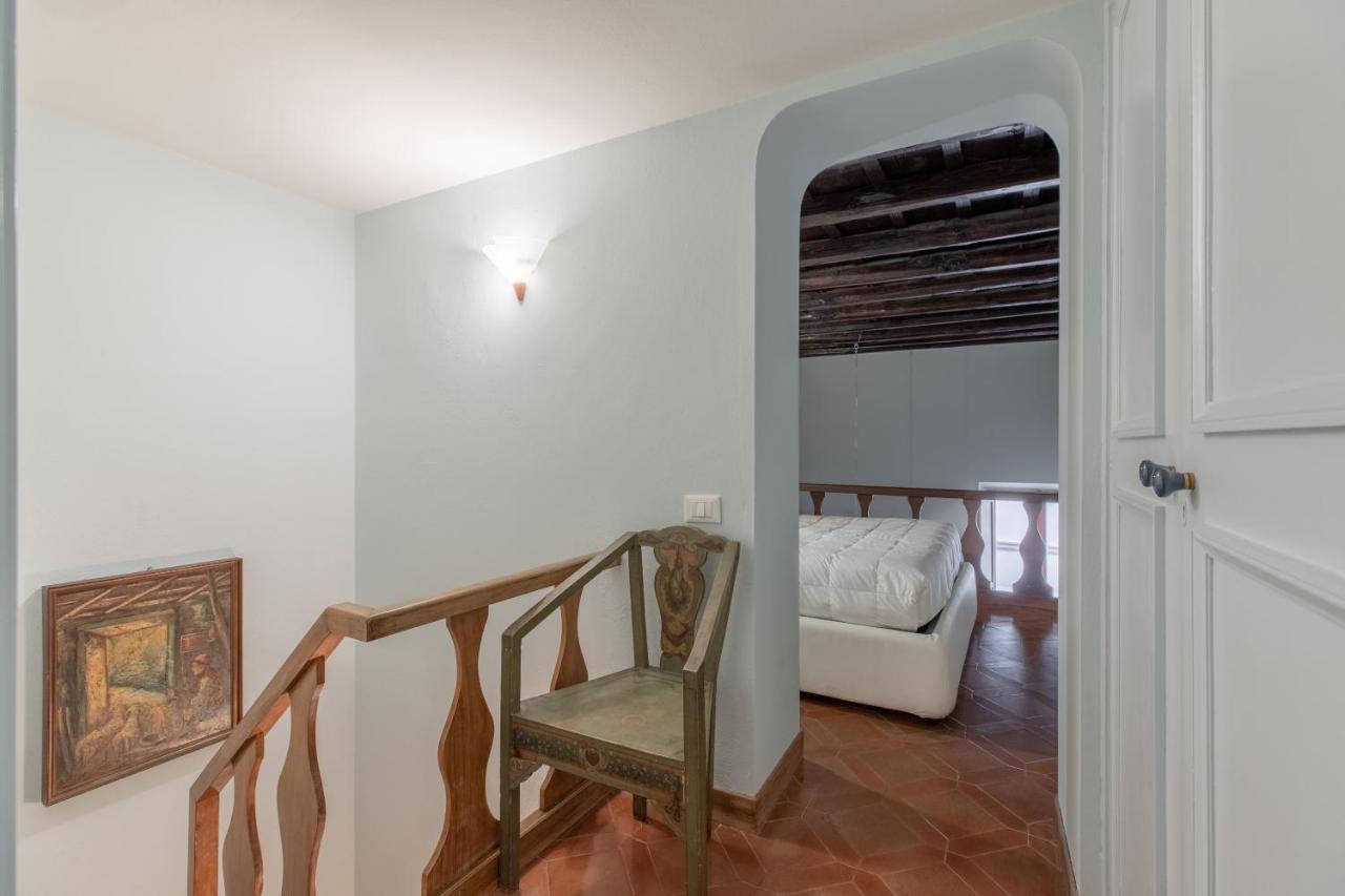 Iflat Pantheon Historic Two-Story Apartment Rome Buitenkant foto