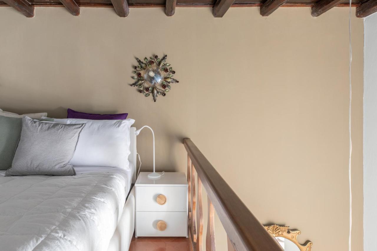 Iflat Pantheon Historic Two-Story Apartment Rome Buitenkant foto