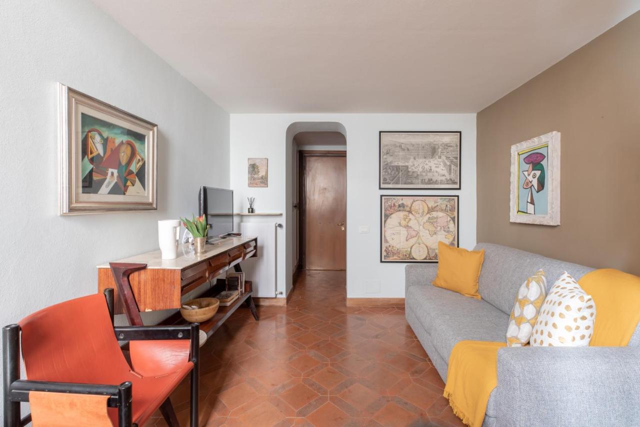 Iflat Pantheon Historic Two-Story Apartment Rome Buitenkant foto